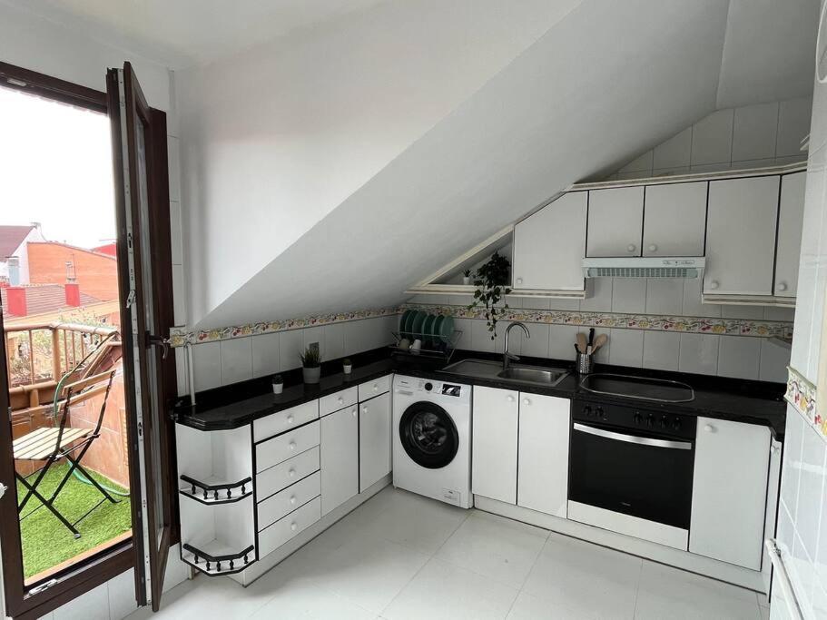 Apartamento El Fontan, Parking Gratuito Gijon Luaran gambar